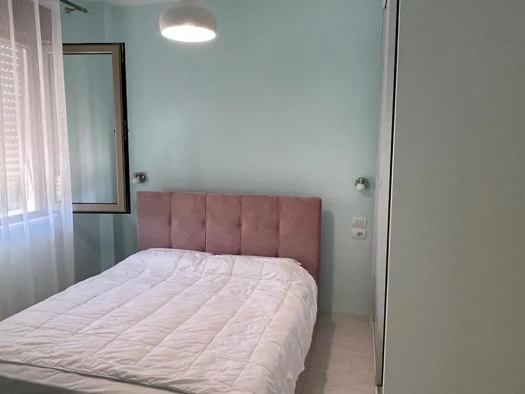 Villa Comfort Durrës 0*,
